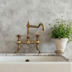 Nostalgická kuchynská batéria Bronz V1979BRST