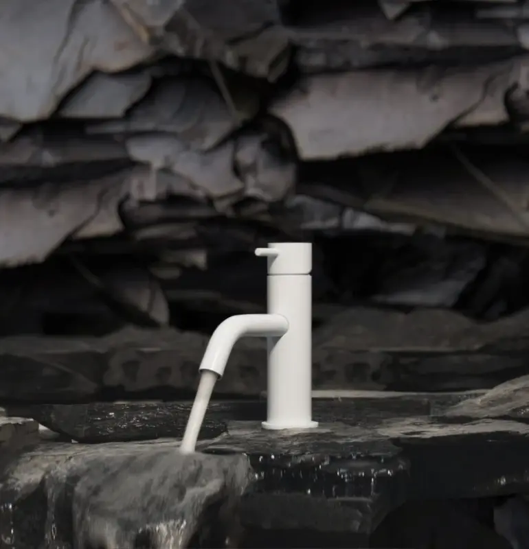 Waterevolution Flow umývadlová batéria matná biela T110BR
