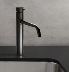 Waterevolution Flow kuchynská batéria matná čierna T150PR