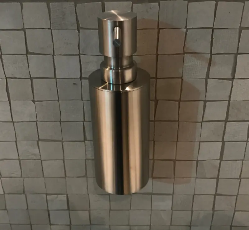 Waterevolution Deep závesný dávkovač mydla z nehrdzavejúcej ocele A226IE