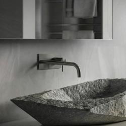 Waterevolution Flow zabudovaný umývadlový kohútik s krytom PVD Gun Metal s výtokom 25 cm T1161GME-25