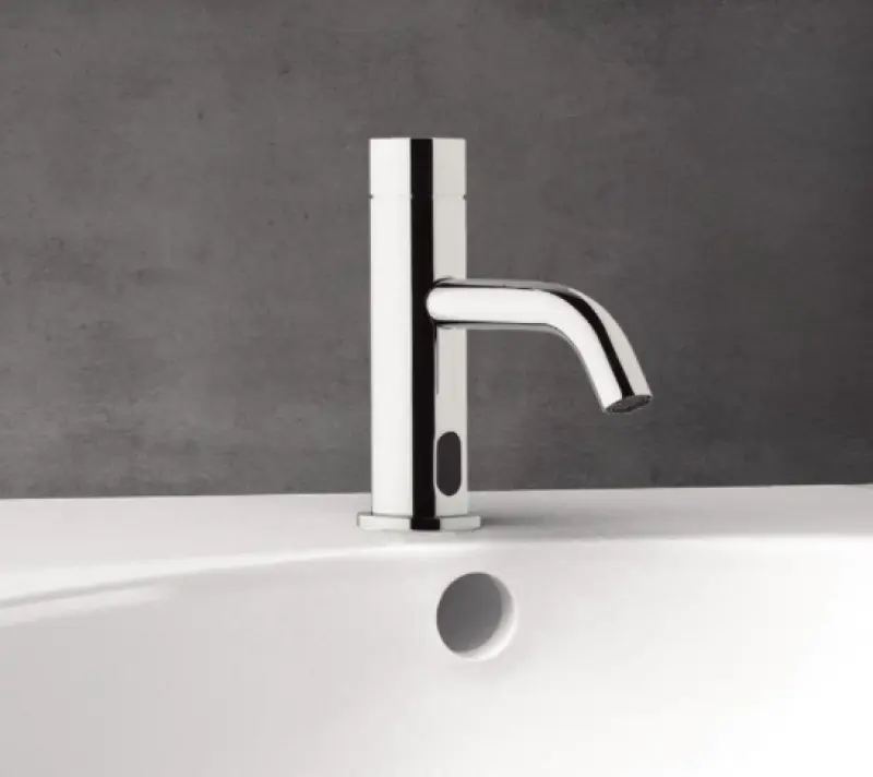 Waterevolution Flow elektronický umývadlový batériový kohútik infračervený na batérie chróm T110EB01