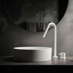 Waterevolution Flow 2-otvorová umývadlová batéria biela s vysokým výtokom V 120mm T1122VBR