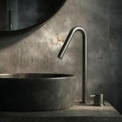 Waterevolution Flow 2-otvorová batéria umývadlová PVD Gun Metal s vysokým V 120 mm výtokom T1122VGME