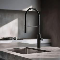 Quadri Stamford vysoká kuchynská batéria s flexibilným výtokom matná čierna 1208956079