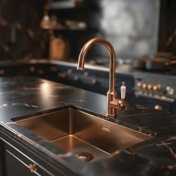 Quadri Worksop klasický nostalgický kuchynský kohútik z medi PVD s keramickou rukoväťou 1208956101