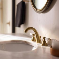 PB klasická batéria 3-otvorová vysoká umývadlová batéria Biele rukoväte Bronz 1208956910