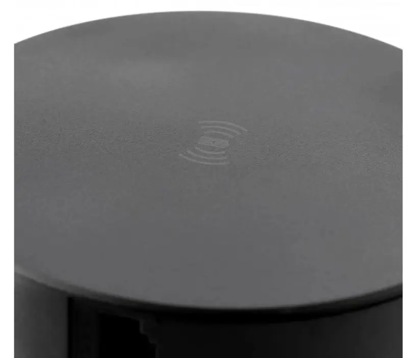 Indux Push zasúvacia kuchynská zásuvka s uzemnením čierna v pracovnej doske so 4 zásuvkami, 2 x USB, 2 x RJ45 a bezdrôtovým nabíjaním 1208957420
