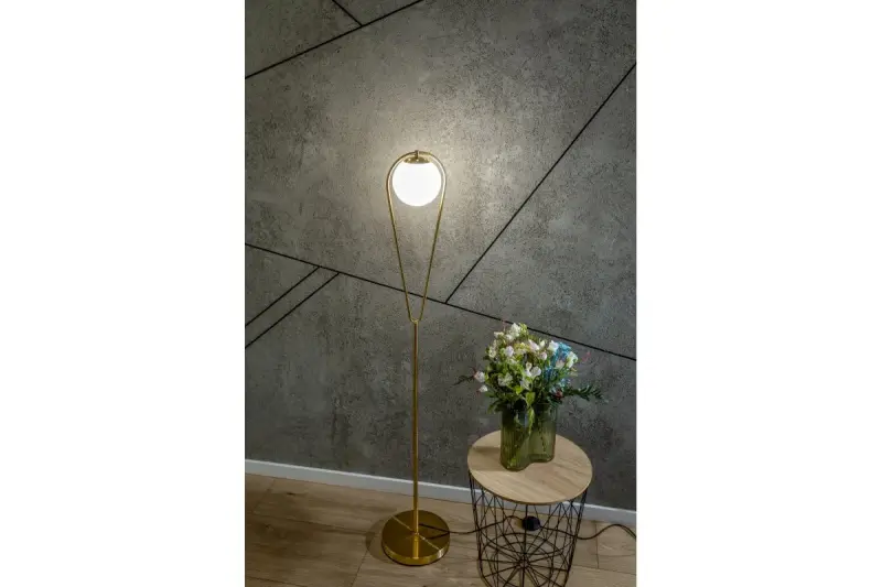 Dekor Ciklop mosadzná zlatá stojaca lampa s kvapkovým vzhľadom 9737