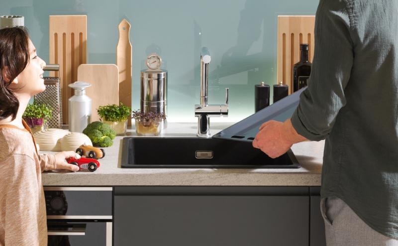 Franke Maris MRG 110-62 Fragranite black edition mat čierna podstavcová umývačka riadu