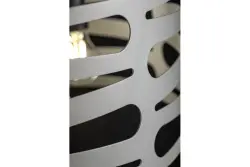 Decor Marisa sivá závesná lampa s kužeľovitými horizontálnymi medzerami, maximálne 3 svetelné zdroje, priemer 40 cm, 2607