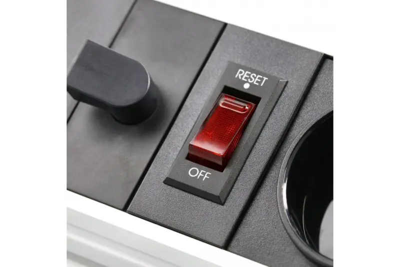 Indux Lift ponoriteľný zemniaci biely kuchynský zásuvkový blok v pracovnej doske so svietením, 2 x USB a bezdrôtovým nabíjaním 1208957837