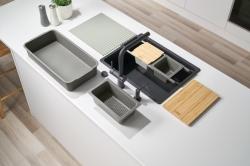 Franke Univerzálny doplnkový set All-in-one 5, krájacia doska, vložka, odkvapkávacia podložka a úložný box 112.0655.489