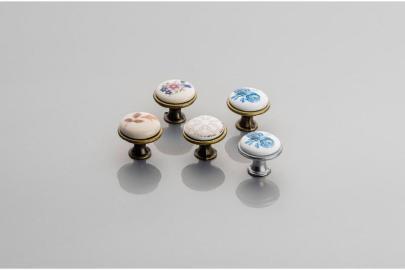 Porcelánová gombík 728-J4 antická mosadz A-Blue Rose 1208959149