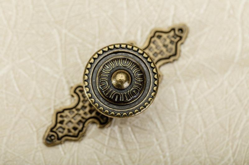 Zamak gombík 1136 antická mosadz 1208959340