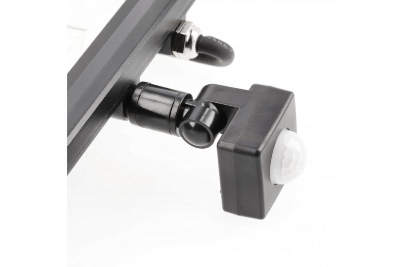 LED reflektor iNEXT so senzorom pohybu 50W 4000lm, PF>0,9, RA>80, IP65, 120°, 6400K, čierne telo 1208962862