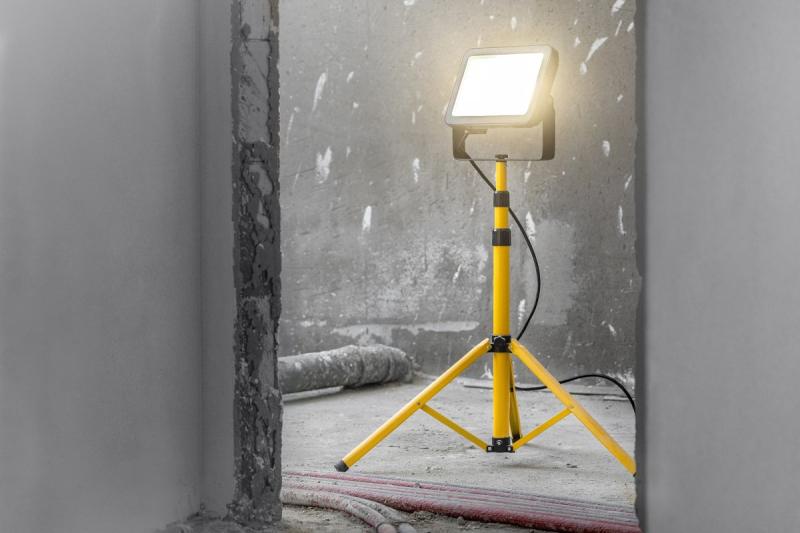 LED reflektor VIPER, 150W, 15000lm AC220-240V, 50/60 Hz, PF>0,9, RA>80, IP65, 120°, 4000K, sivá 1208963239