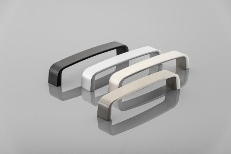 Rukoväť Zamak G133 C=128mm chróm 1208965744