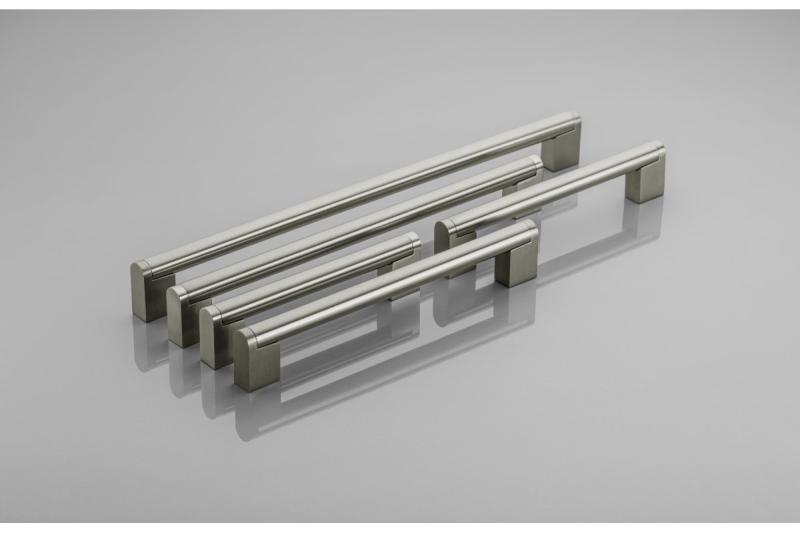 Rúčka Zamak 336 C=192mm oceľ s kefou 1208965767