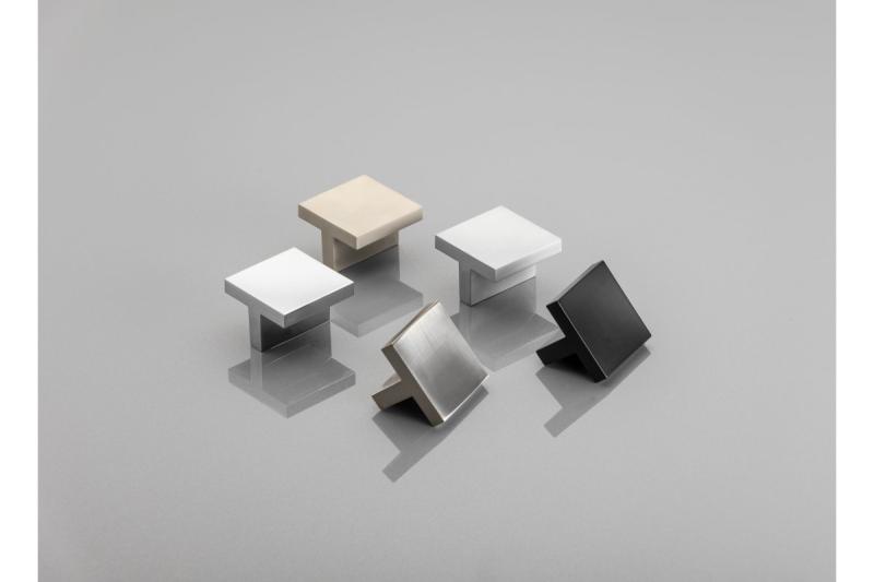 Rukoväť Zamak 40x40mm C=32mm satén 1208965773