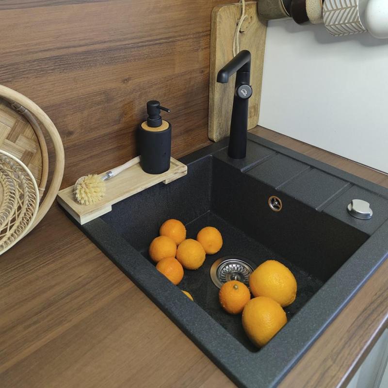 Akvadizajn Somerset Žulový Nadstavbový Drez Antracit s malou Odkvapovou časťou 570 x 495 mm 1208970084