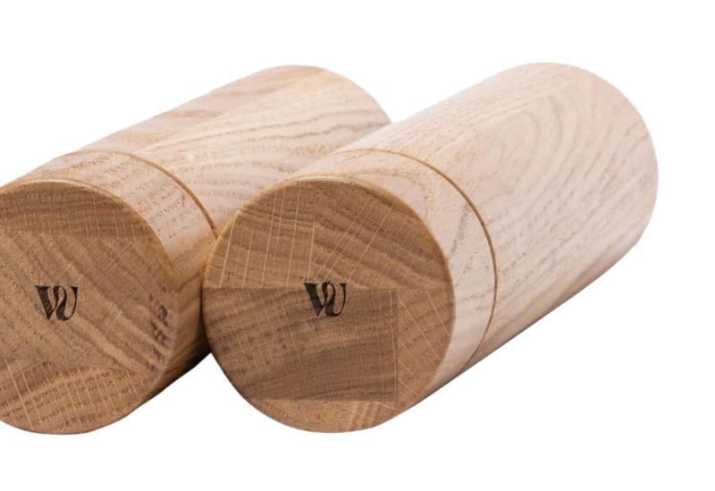 Woodsea Upside Down Oak - Dubový drevený mlynček na soľ Ø5.4x22.5 cm 1208971591