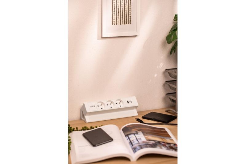 Basco nábytková zásuvka, 3 x zásuvka s uzemnením, USB A+C, 1,5 m kábel, biela s montážou