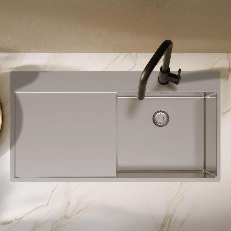 Pure.Sink Exclusivo Nerezový drez s odkvapkávacou časťou 100 x 52 cm, kohútik na pravej strane PEX47100RT-02