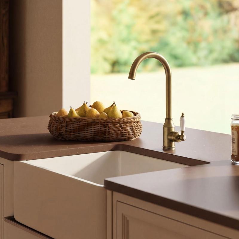 Aquanello Heritage Manor Klasická kuchyňa – Nostalgická kuchynská batéria v bronzovej farbe BN-9001-HM